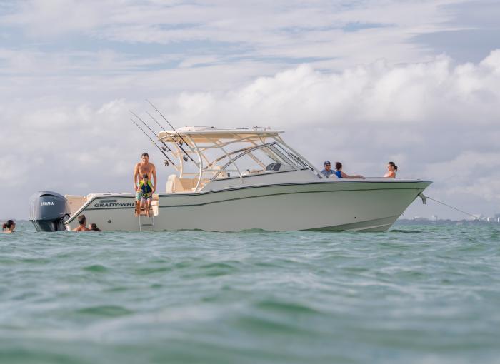 A family enjoying a Grady White centre console boat on Georgian Bay Ontario